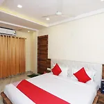 Oyo Flagship 22216 Sai Palace